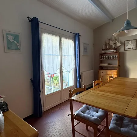 Maison Proche Et Bois - 6 Pers. - Fr-1-823-163 *
